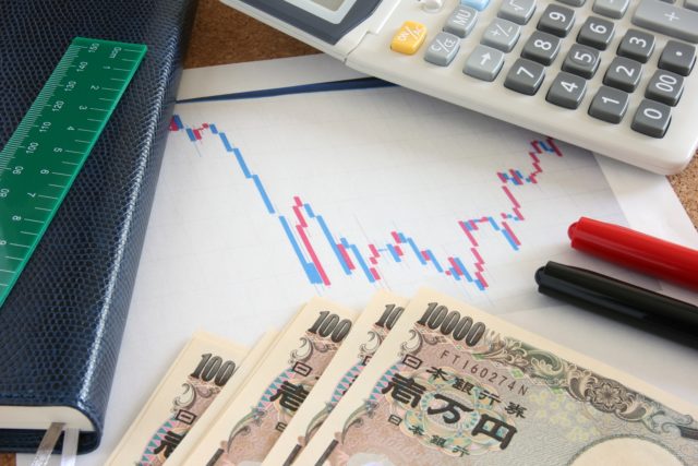 オプションを活用して保有資産の値下がりリスクを軽減する