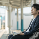 出口のあとに、すぐ次の道が見えるわけではなかった──退職後の空白と再始動の入口